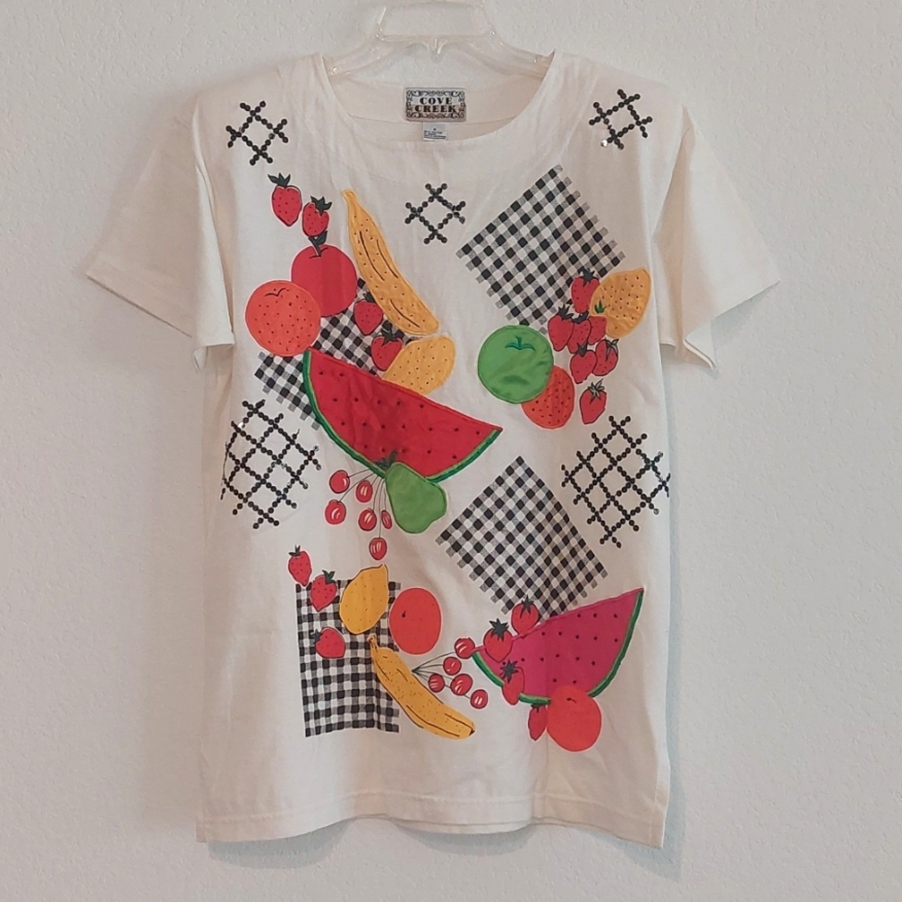 COVE CREEK Fruit Pattern Vintage Womens T-Shirt